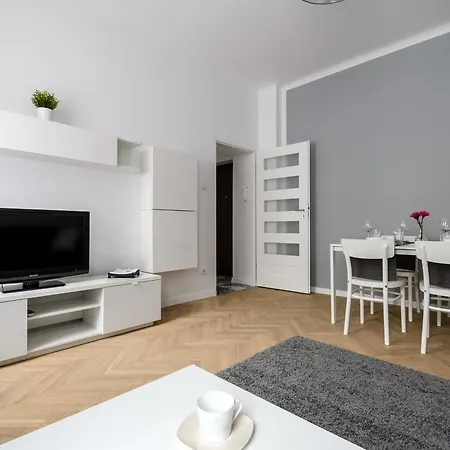 Apartment Chmielna Lux *