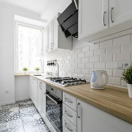 Chmielna Lux Apartman Varsó