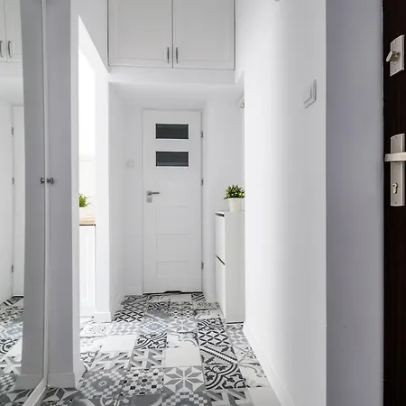 Apartment Chmielna Lux *